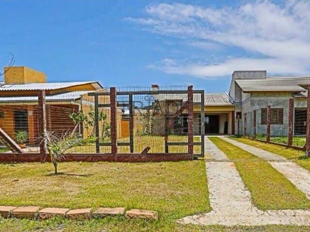 #TRD430 - Casa para Venda em Arroio do Sal - RS