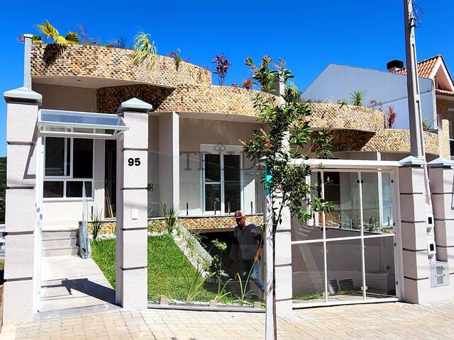 #TRD446 - Casa para Venda em Caxias do Sul - RS