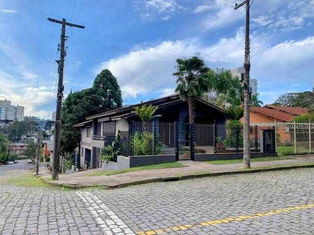 #TRD467 - Casa para Venda em Caxias do Sul - RS
