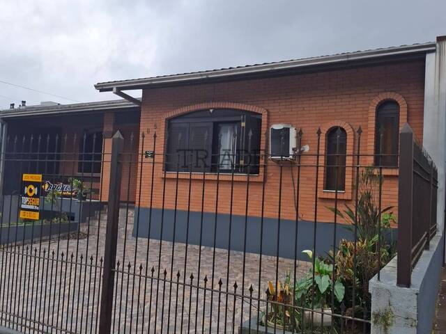 #TRD535 - Casa para Venda em Caxias do Sul - RS