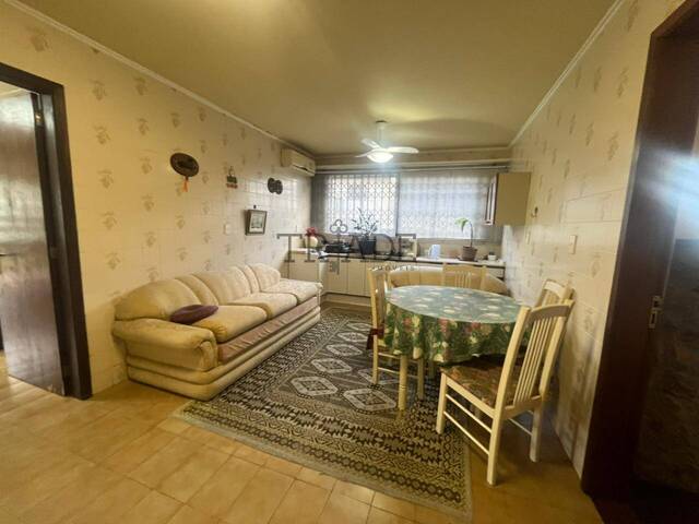 #601 - Casa para Venda em Caxias do Sul - RS