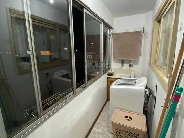 Apartamento para Venda em Caxias do Sul - 5