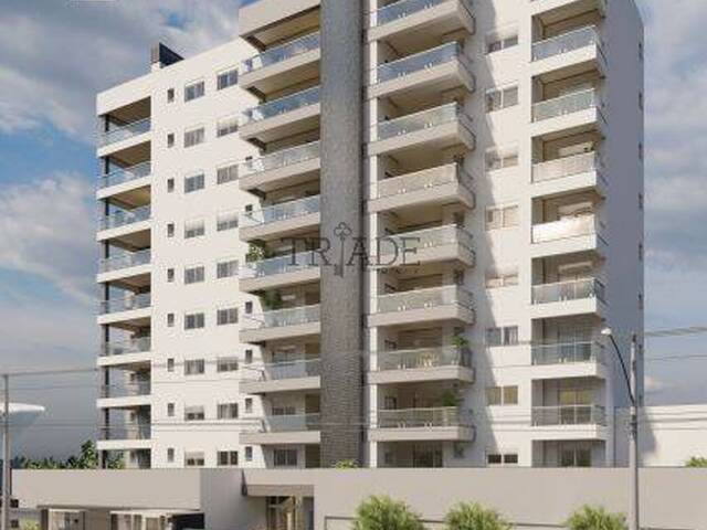 #768 - Apartamento para Venda em Caxias do Sul - RS